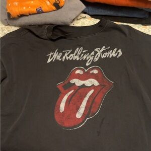 Time and Tru Black Rolling Stones Long Sleeve Tee